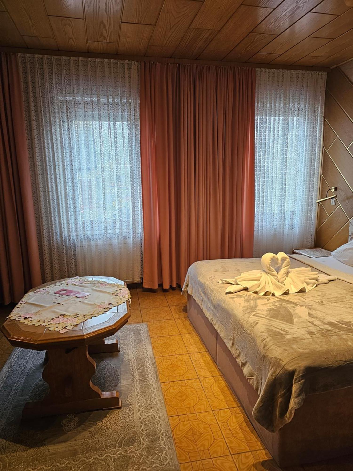 Hotel Tenne Viernheim Eksteriør bilde